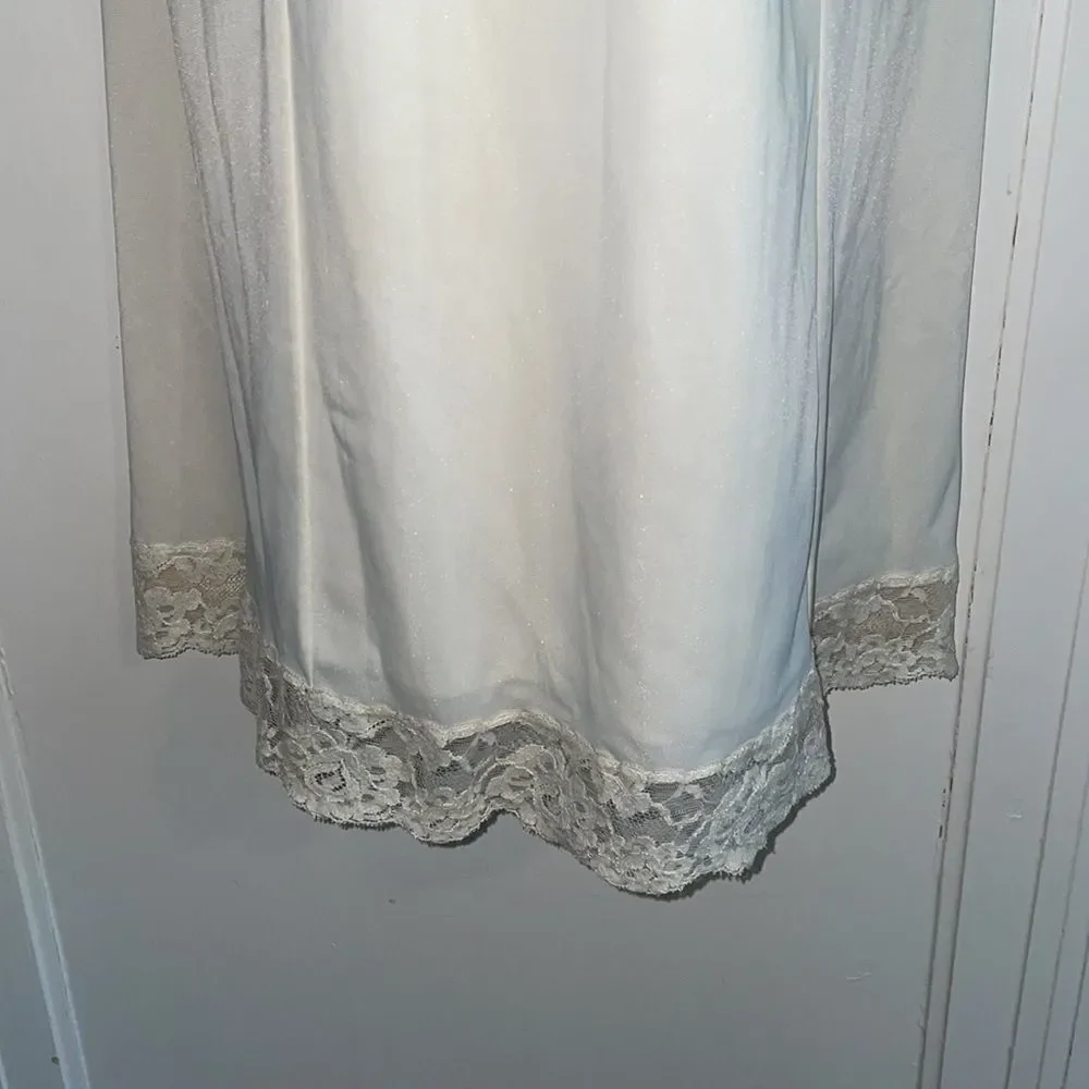 ‎Vtg 50s cream colored nylon full slip - Picture 3 of 8
